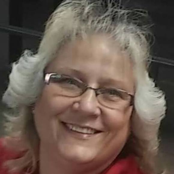 Meet your Posher, Lori - Picture 1 of 1